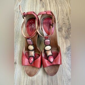 Frye Dolly Jeweled Red T-Strap Wooden Pump Heels with Multicolor Stones Size 9.5